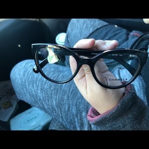 Chanel eyewear never used !!!!